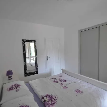 Near In Vrbnik-insel Krk 58319 Apartment Vrbnik (Primorje-Gorski Kotar)